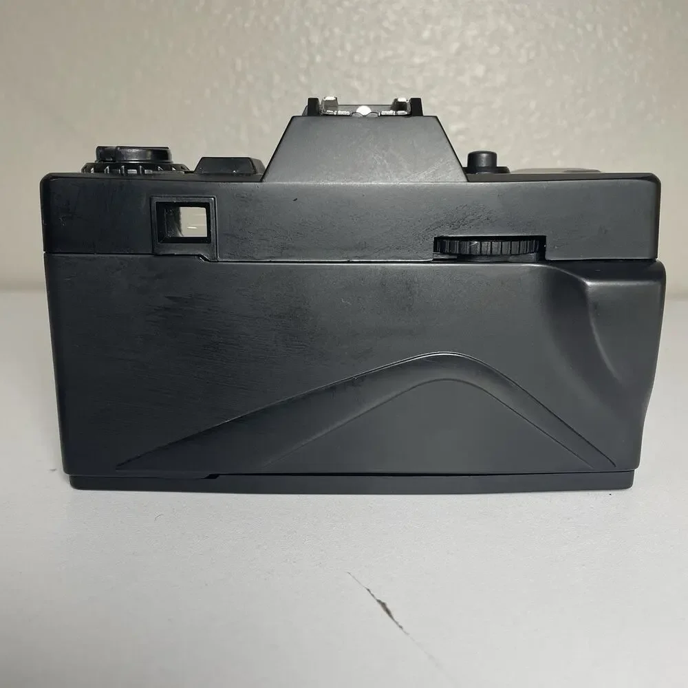 Vintage Tashika 2000N 35mm Film Camera Body - Untested